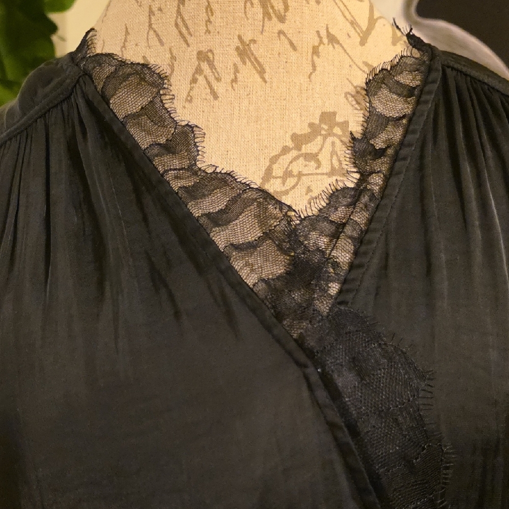 Current Air Black Silky & Lace Long Sleeve Whimsigoth Top - Picture 4 of 7